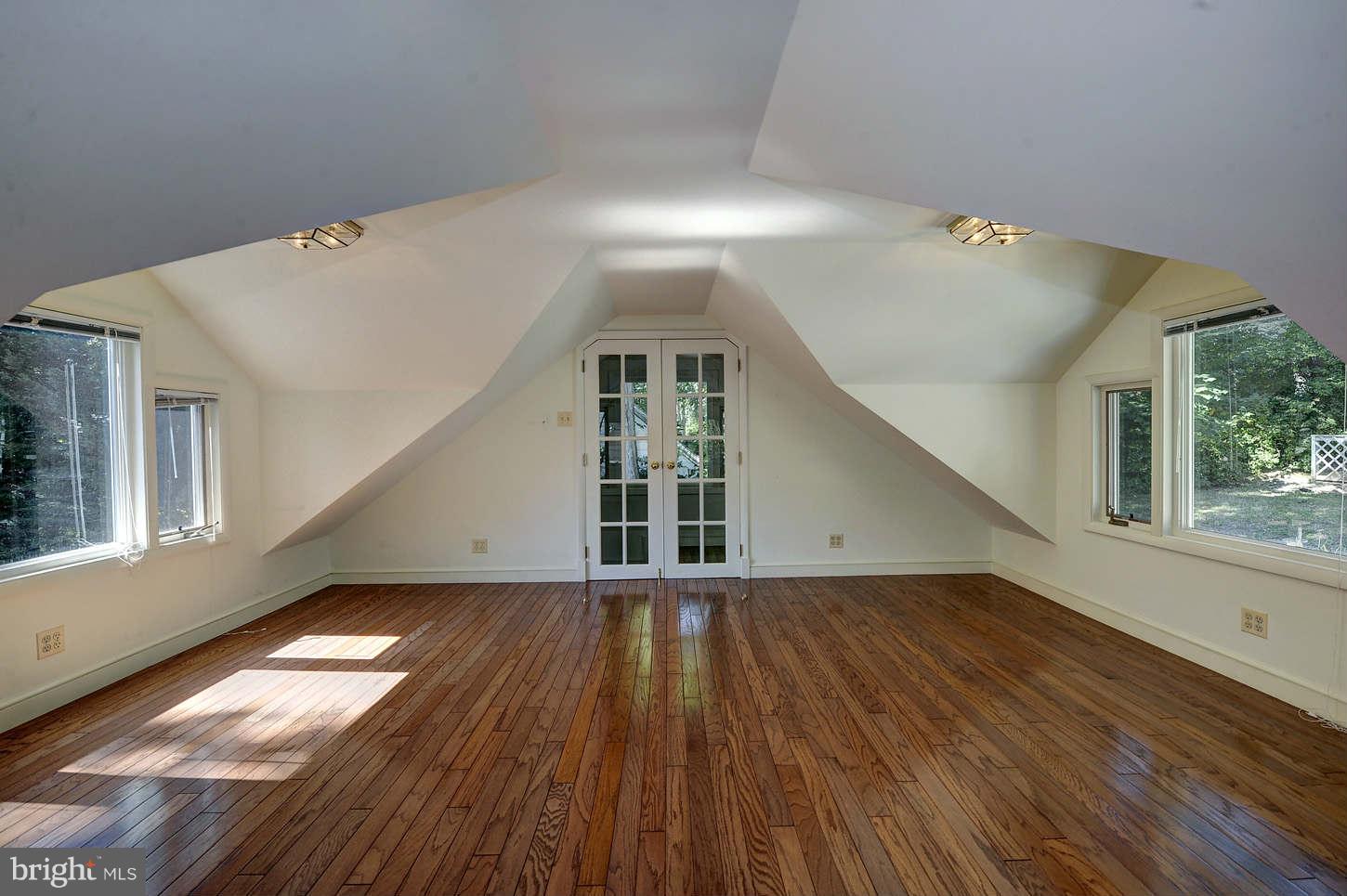 6870 Churchill Road McLean, VA 22101 - Photo 26 of 30 Interior (General)