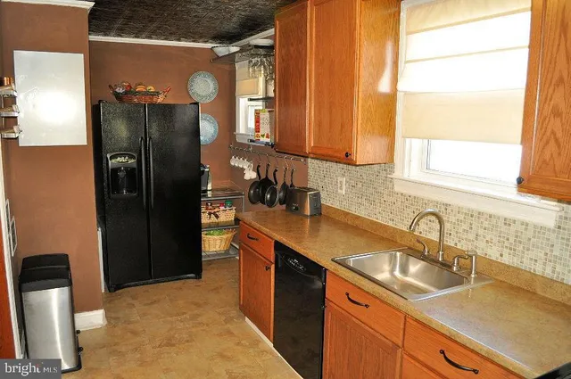 $275,000 | 901 Leeds Avenue, Baltimore, MD 21229