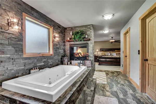 $1,590,000 | 307 Holland Road, Java, NY 14009