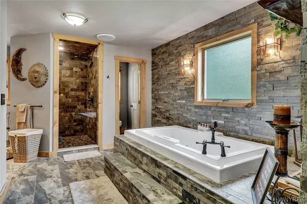 $1,590,000 | 307 Holland Road, Java, NY 14009