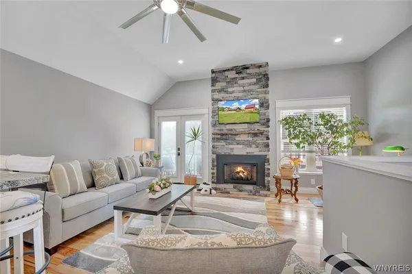 $1,590,000 | 307 Holland Road, Java, NY 14009