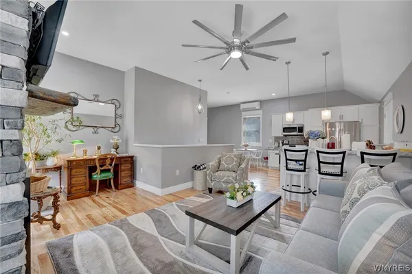 $1,590,000 | 307 Holland Road, Java, NY 14009