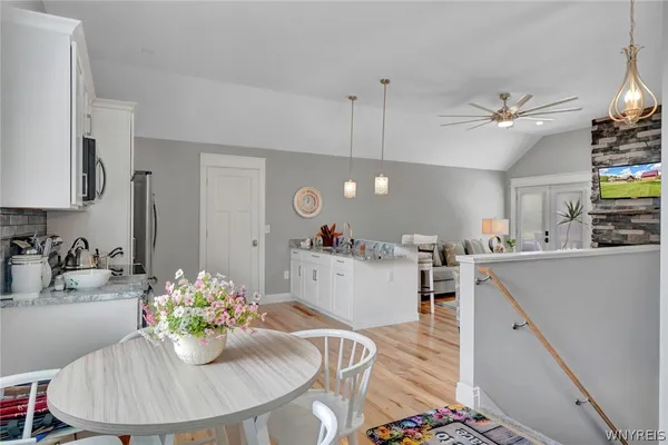 $1,590,000 | 307 Holland Road, Java, NY 14009