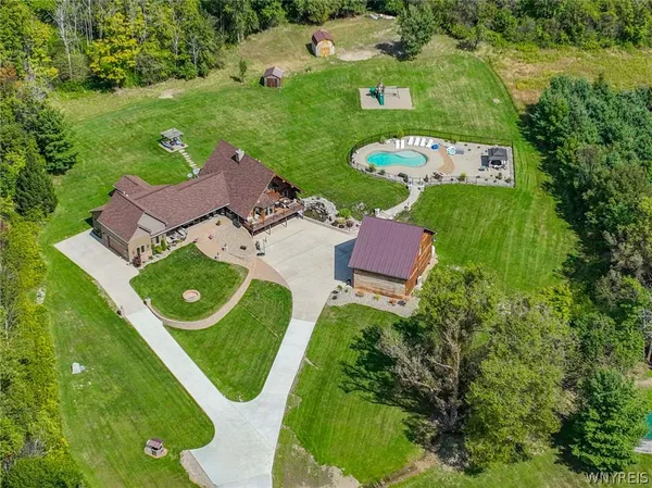 $1,590,000 | 307 Holland Road, Java, NY 14009