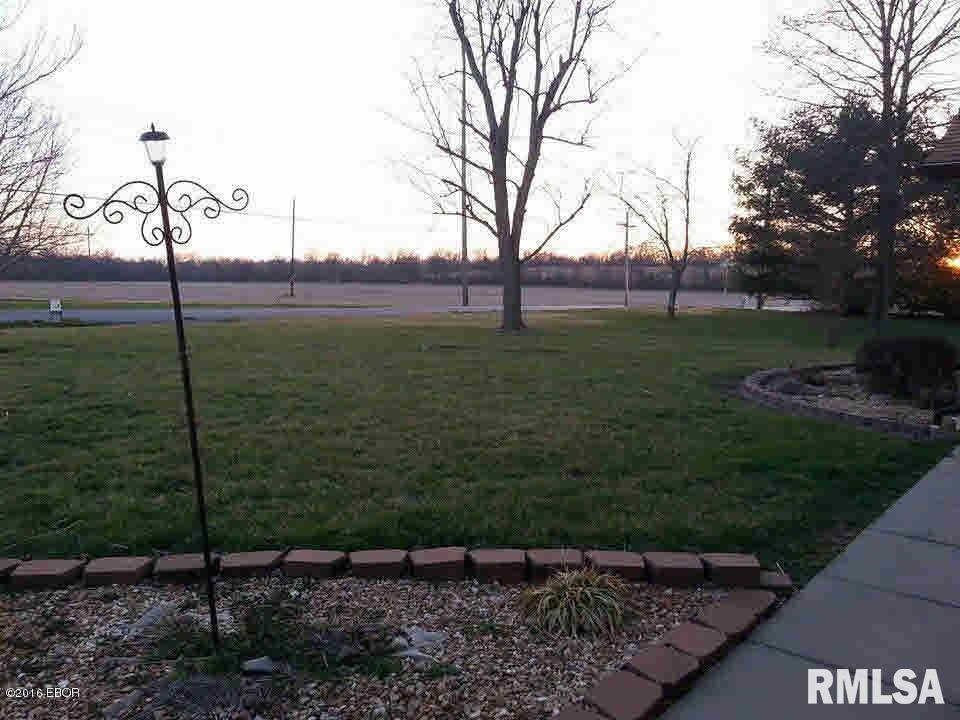 1082 Cardinal Road Carbondale, IL 62901 - Photo 16 of 19
