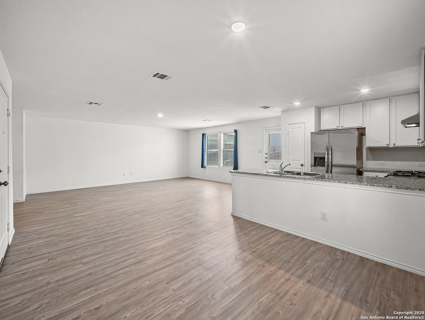 8842 Barrow Path Converse, TX 78109 - Photo 11 of 36 a view of kitchen with wooden floor
