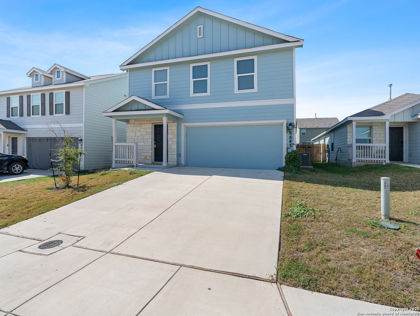 8842 Barrow Path Converse, TX 78109 - Photo 7 of 36 a front view of a house with garden