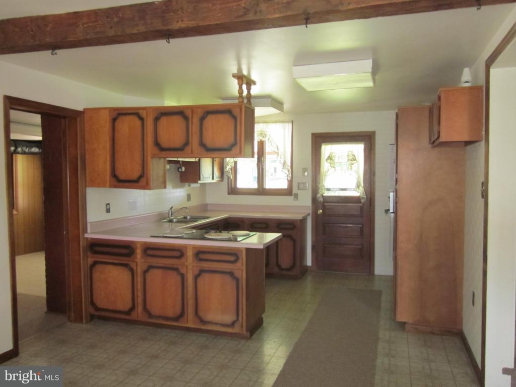 2726 Burma Road Columbia, PA 17512 - Photo 2 of 16 Gallery Image 2