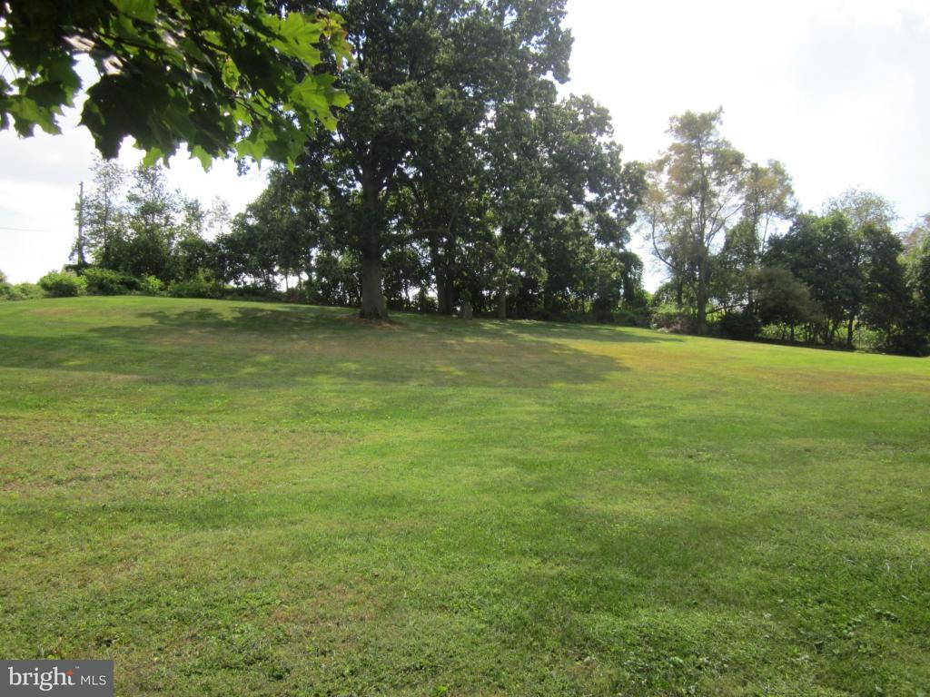 2726 Burma Road Columbia, PA 17512 - Photo 15 of 16 Gallery Image 15