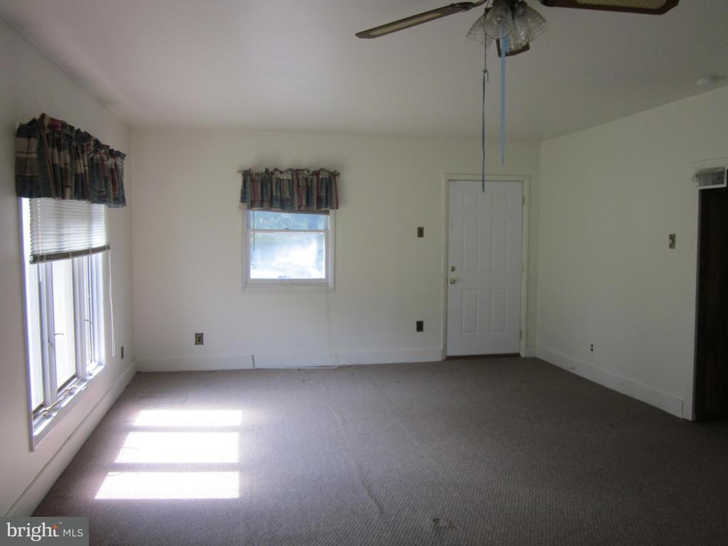 2726 Burma Road Columbia, PA 17512 - Photo 5 of 16 Gallery Image 5