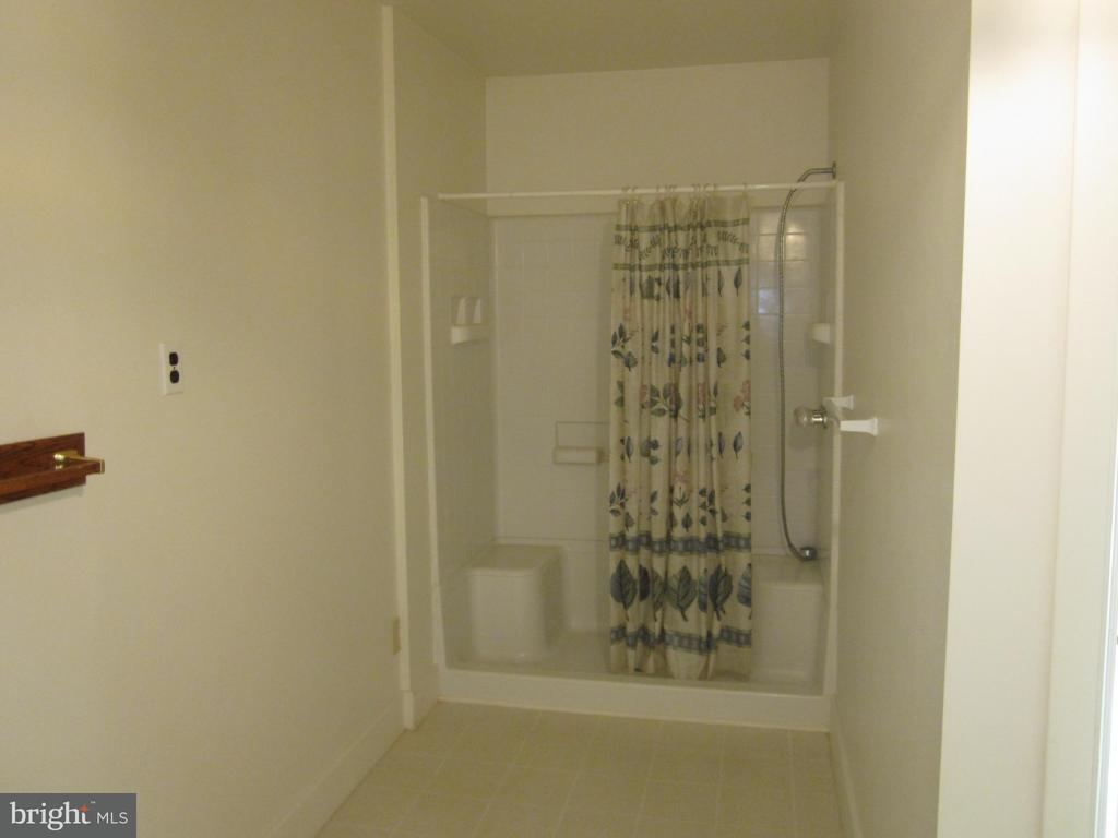 2726 Burma Road Columbia, PA 17512 - Photo 6 of 16 Gallery Image 6