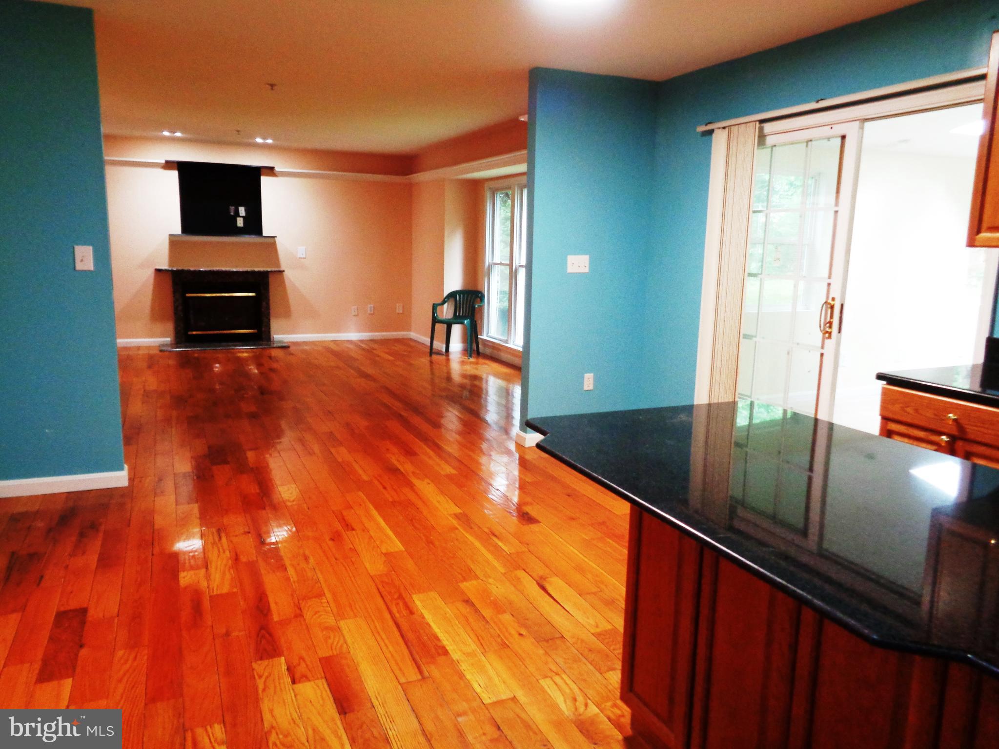 9009 Spring Avenue Lanham, MD 20706 - Photo 12 of 32