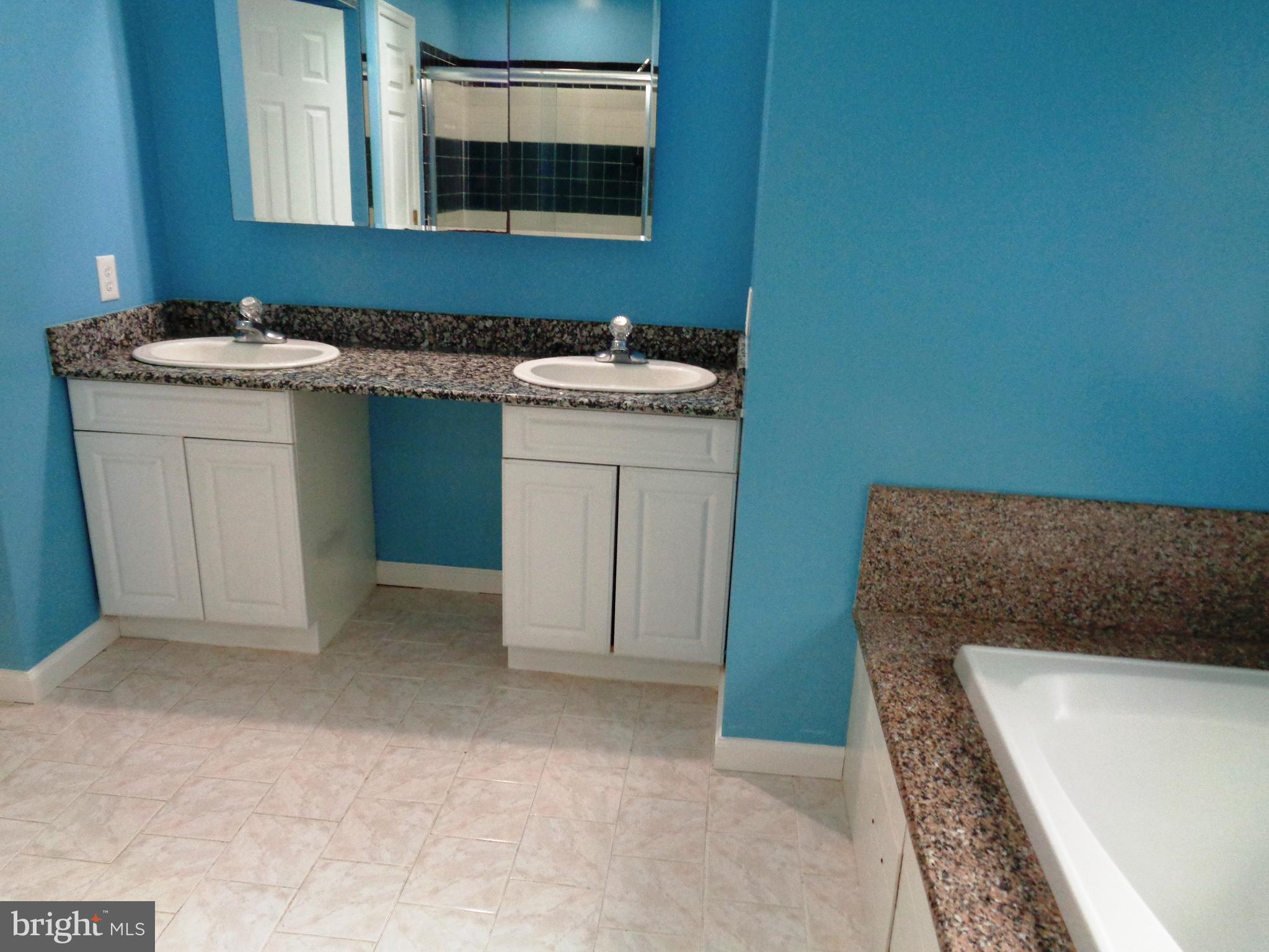 9009 Spring Avenue Lanham, MD 20706 - Photo 20 of 32