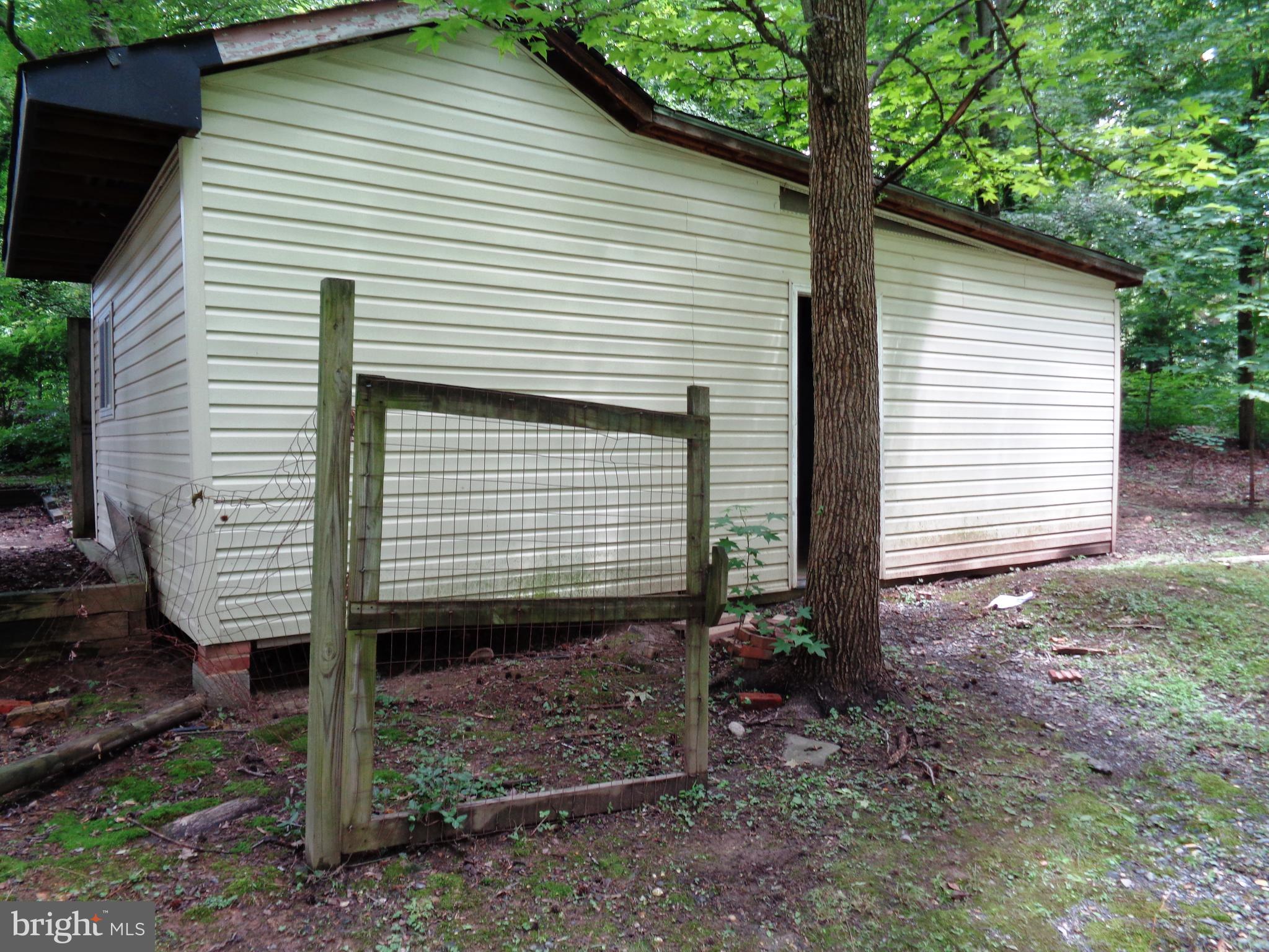 9009 Spring Avenue Lanham, MD 20706 - Photo 32 of 32