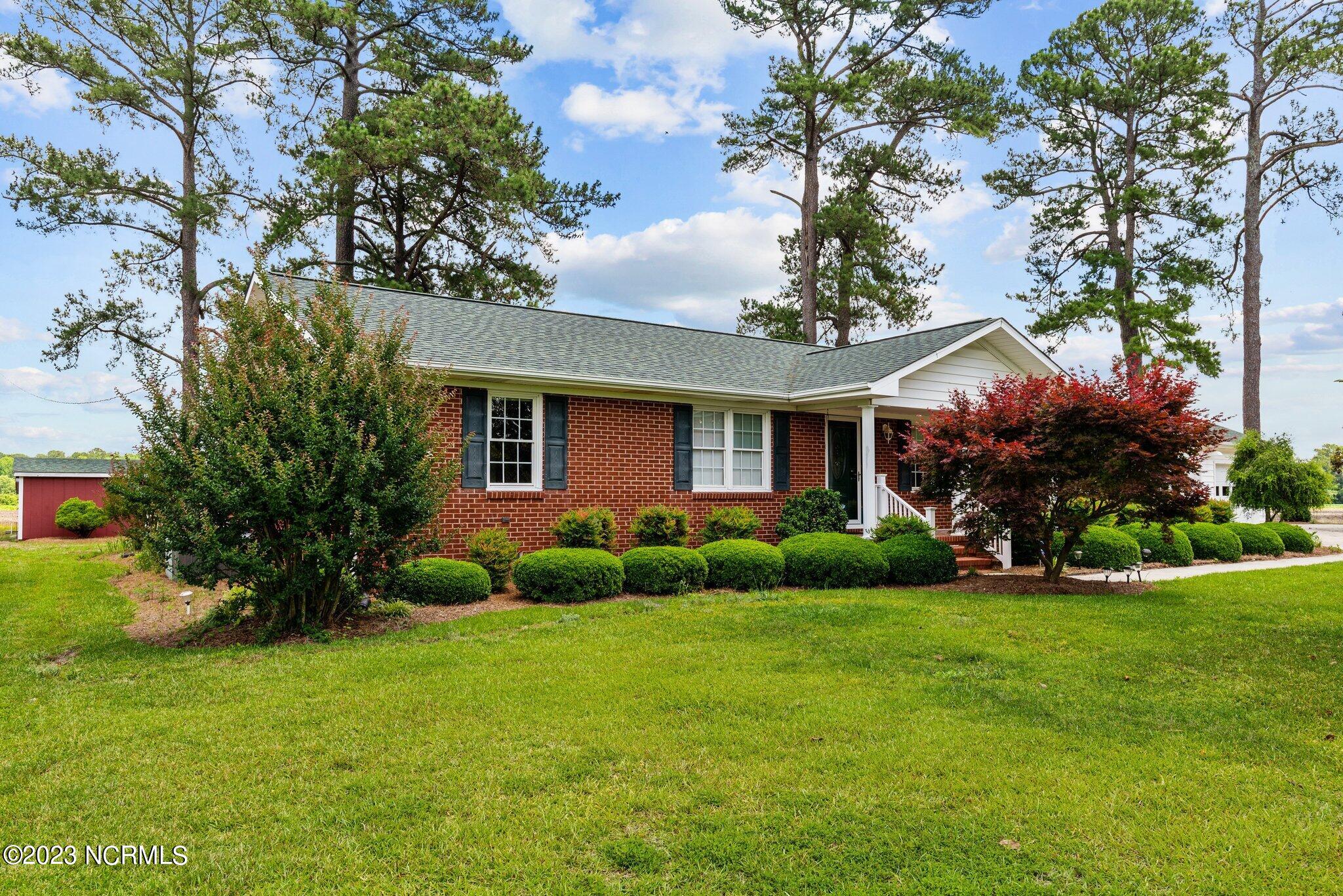 2499 Airport Road Kinston, NC 28504 - Photo 15 of 54 15-web-or-mls-DSC_2877