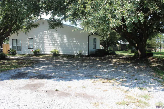 $2,500 | 120 Cotton Street, Belle Chasse, LA 70037