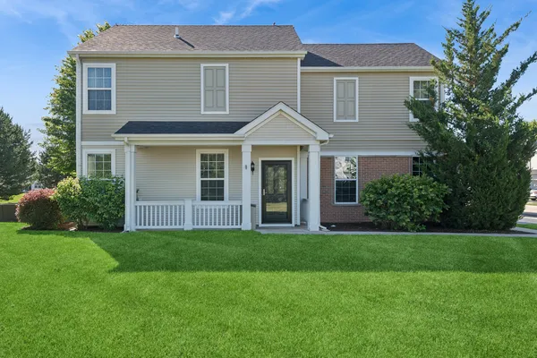 $299,900 | 205 Portage Lane, Unit A, Yorkville, IL 60560