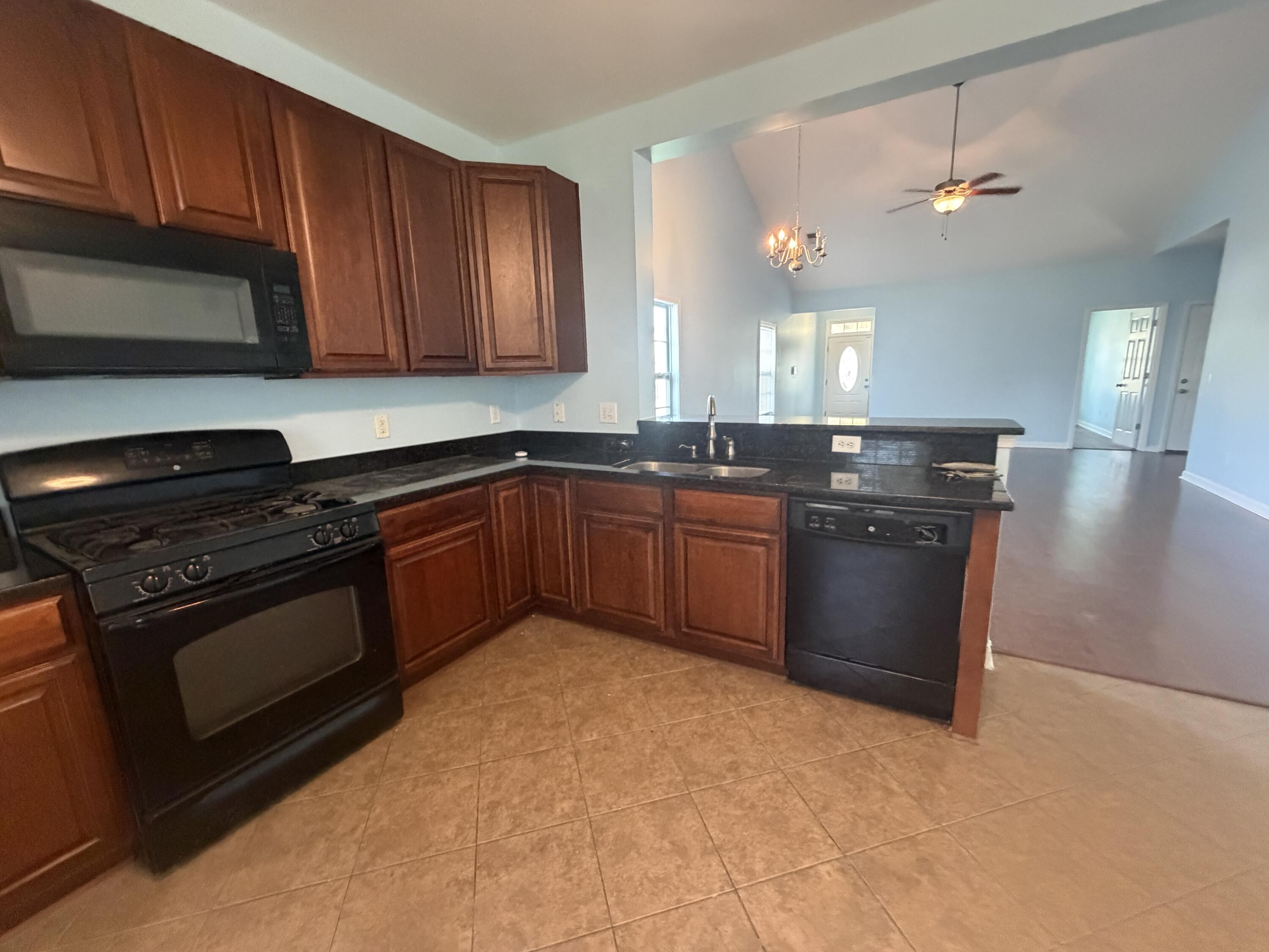 3665 Galloway Lane Sumter, SC 29154 - Photo 11 of 42 IMG_2451