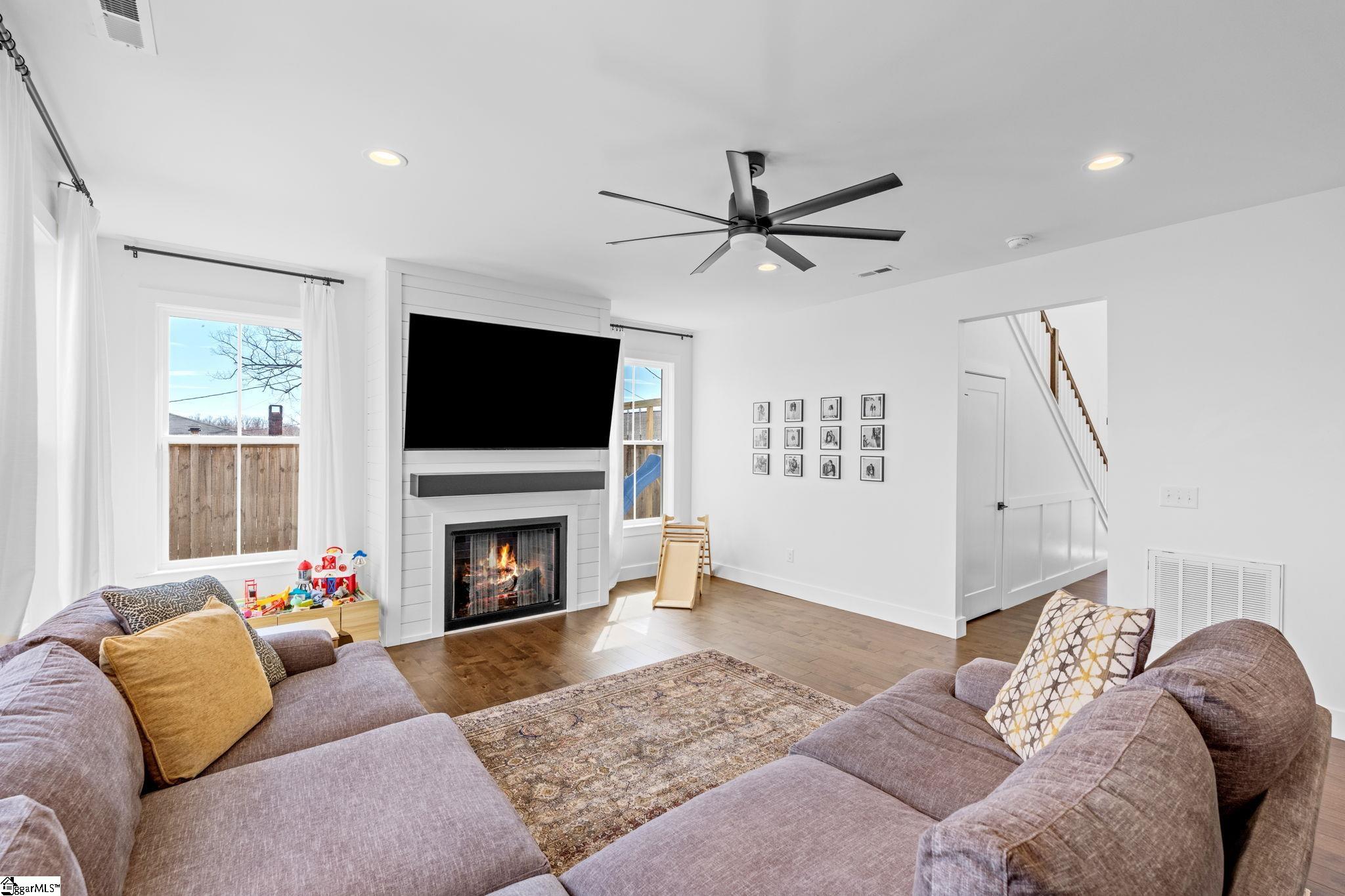 613 A Old Rutherford Road Taylors, SC 29687 - Photo 7 of 41 Gallery Image 7