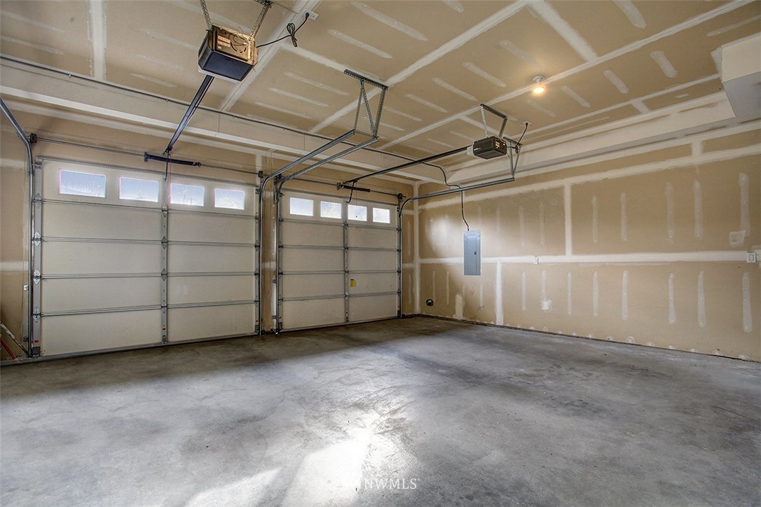 9102 Sand Point Way Northeast Seattle, WA 98115 - Photo 22 of 23 Gallery Image 22