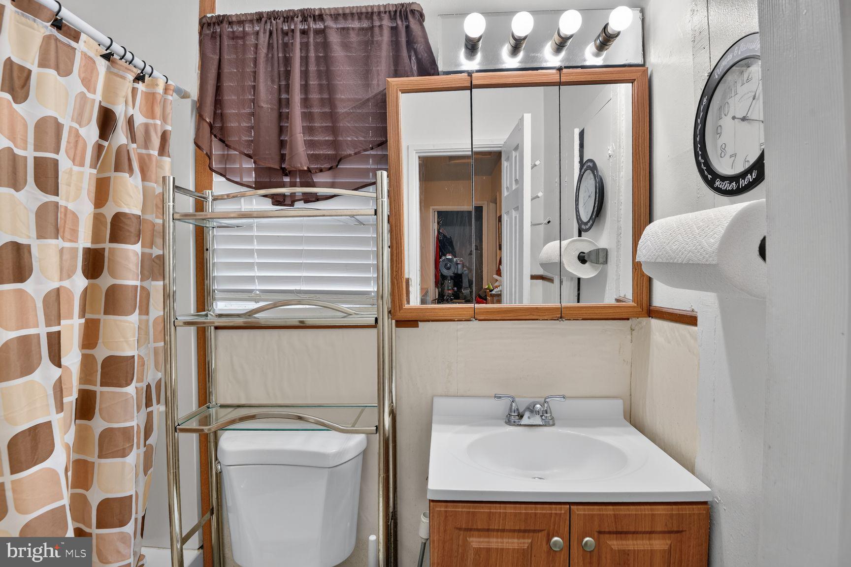 2015 Ray Leonard Road Landover, MD 20785 - Photo 6 of 15 Charming bathroom with modern touches.