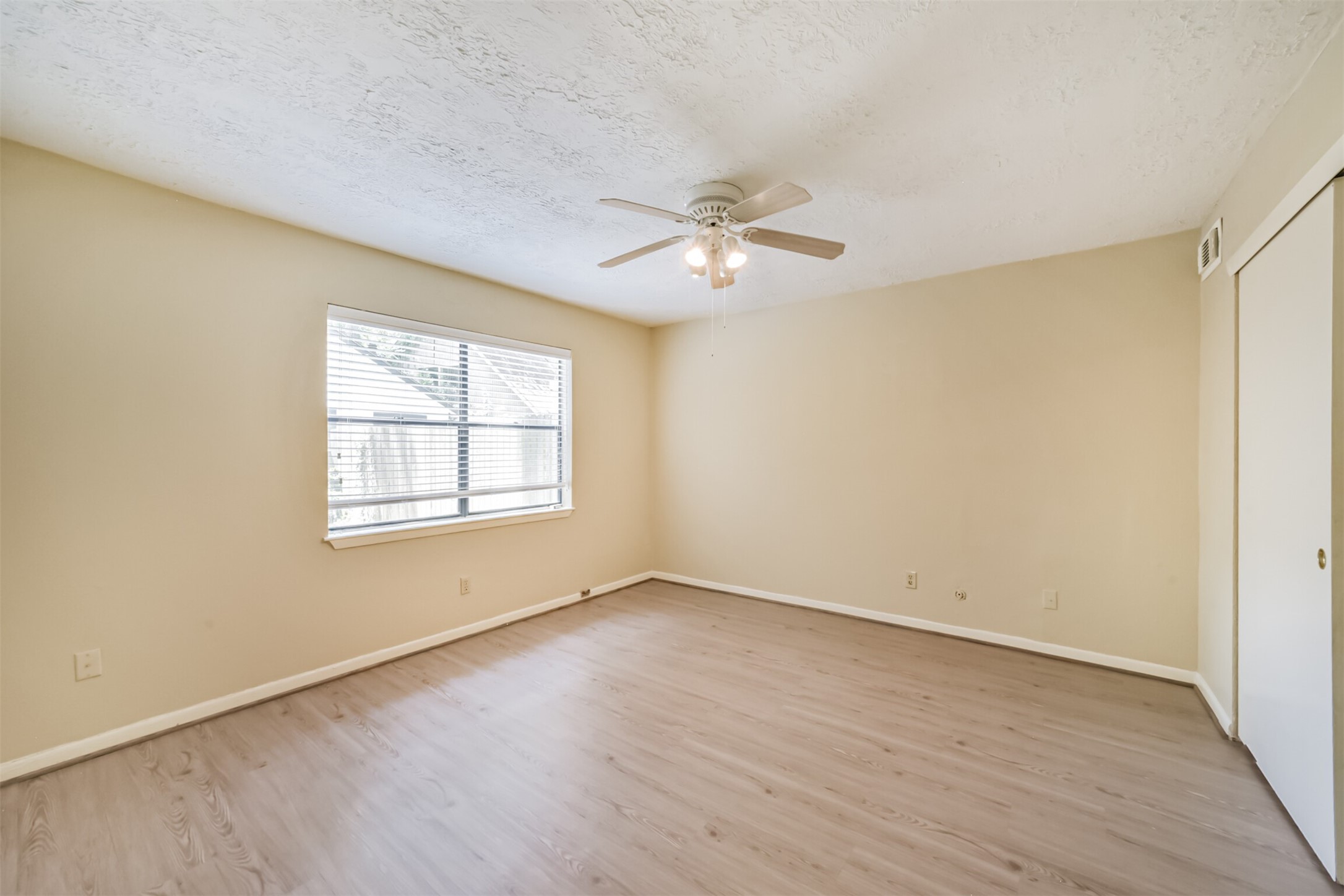 3 Hedgebell Court Spring, TX 77380 - Photo 18 of 39 Gallery Image 18