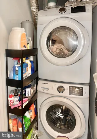 $1,995 | 1016 17th Place Northeast, Unit 2, Washington, DC 20002