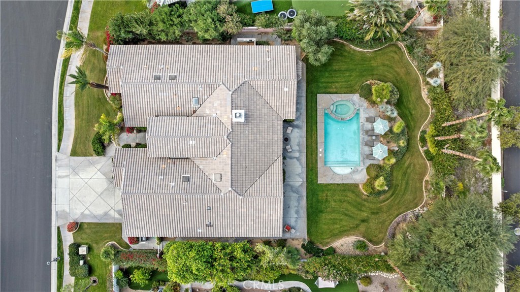 44 Killian Way Rancho Mirage, CA 92270 - Photo 71 of 72 an aerial view of a house with a garden