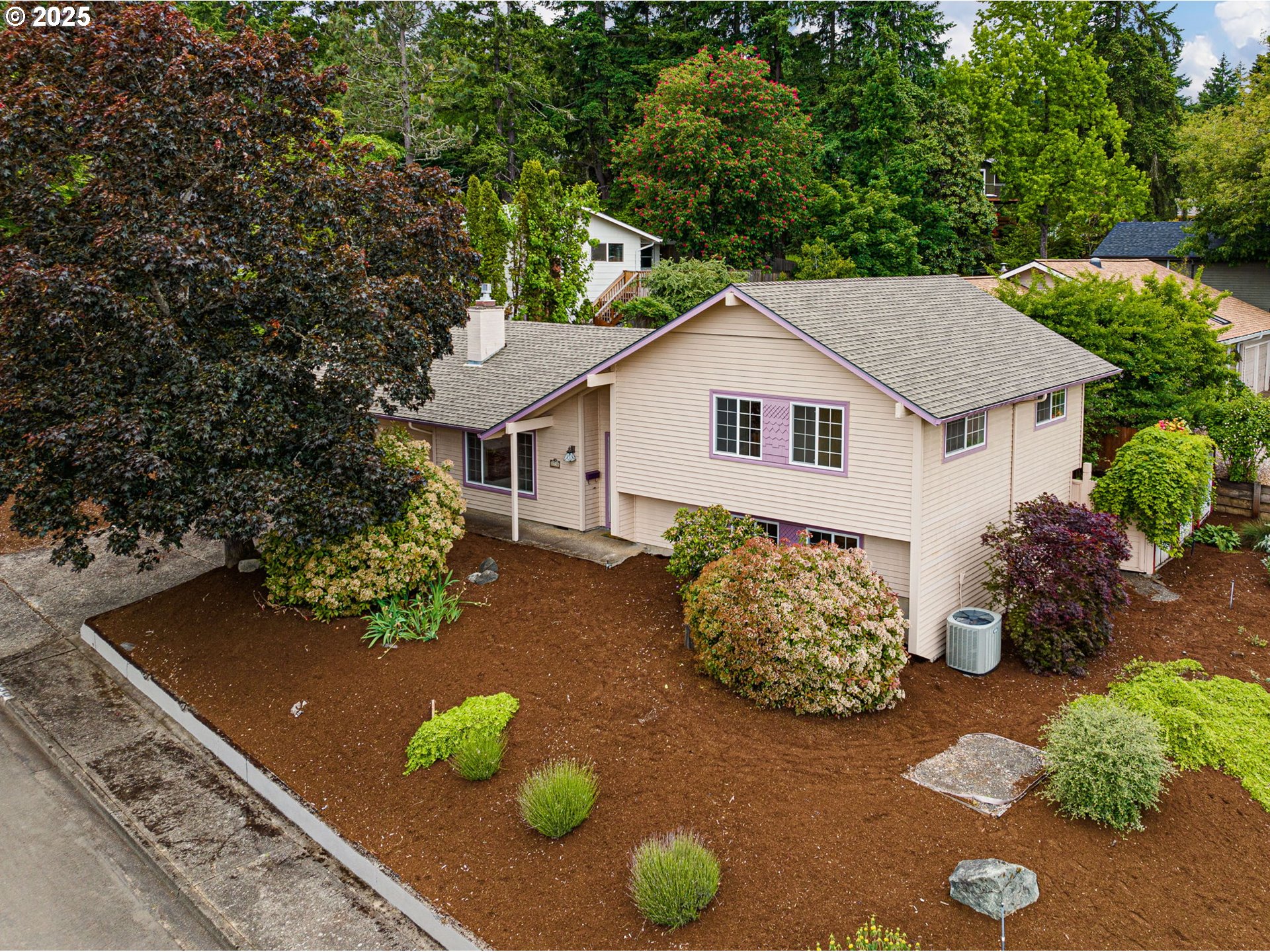 2730 Malibu Way Eugene, OR 97405 - Photo 2 of 47 a house view with a backyard