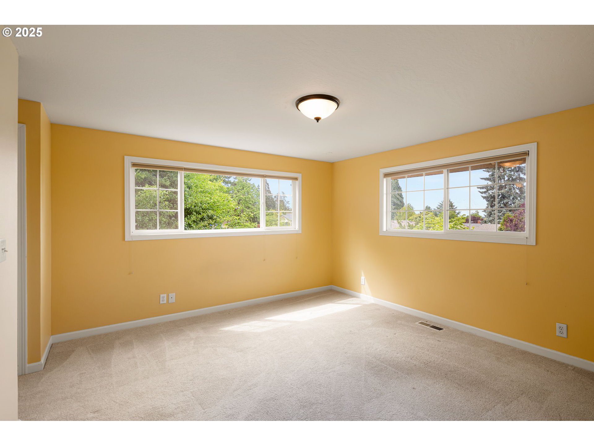 2730 Malibu Way Eugene, OR 97405 - Photo 21 of 47 a view of an empty room with a window