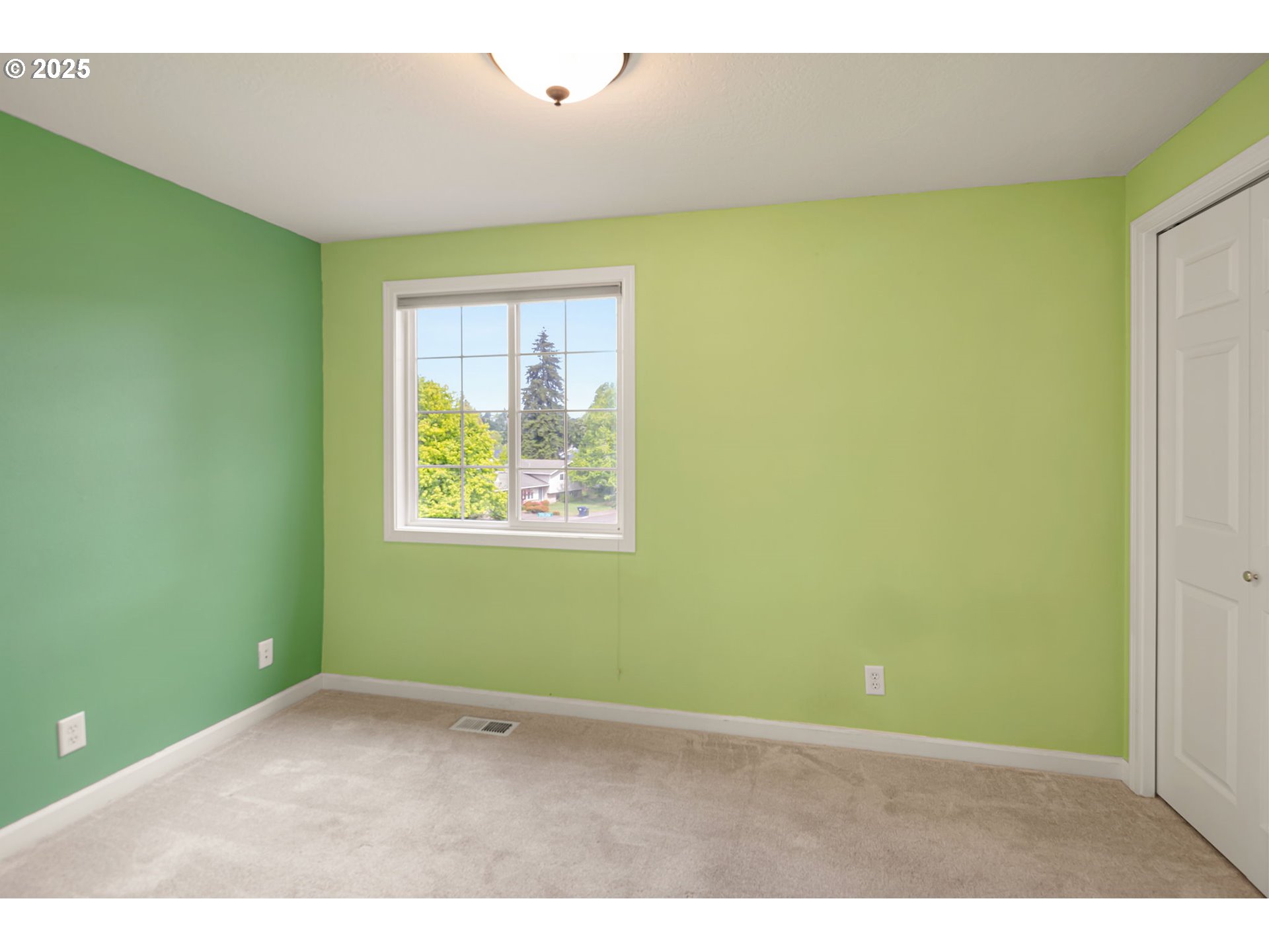 2730 Malibu Way Eugene, OR 97405 - Photo 29 of 47 a view of an empty room with a window