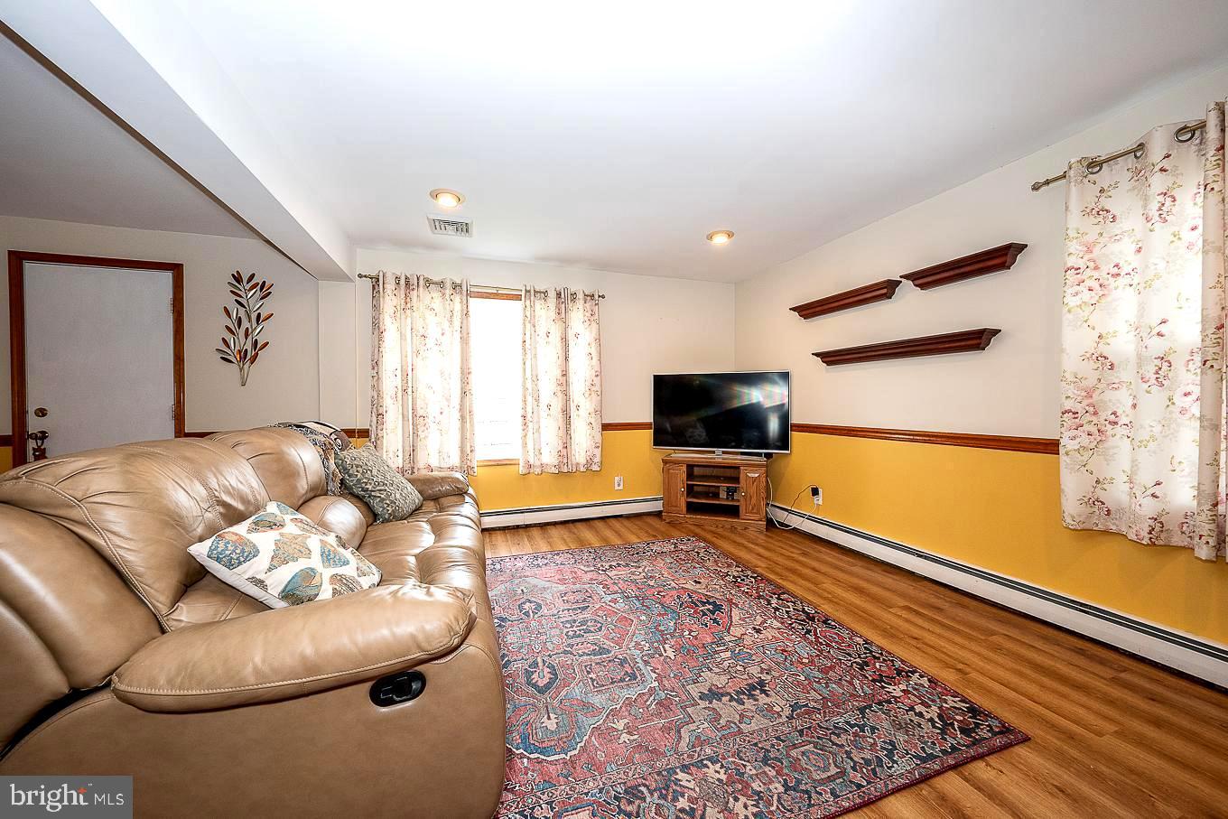 849 Quaint Street Secane, PA 19018 - Photo 13 of 31 Gallery Image 13