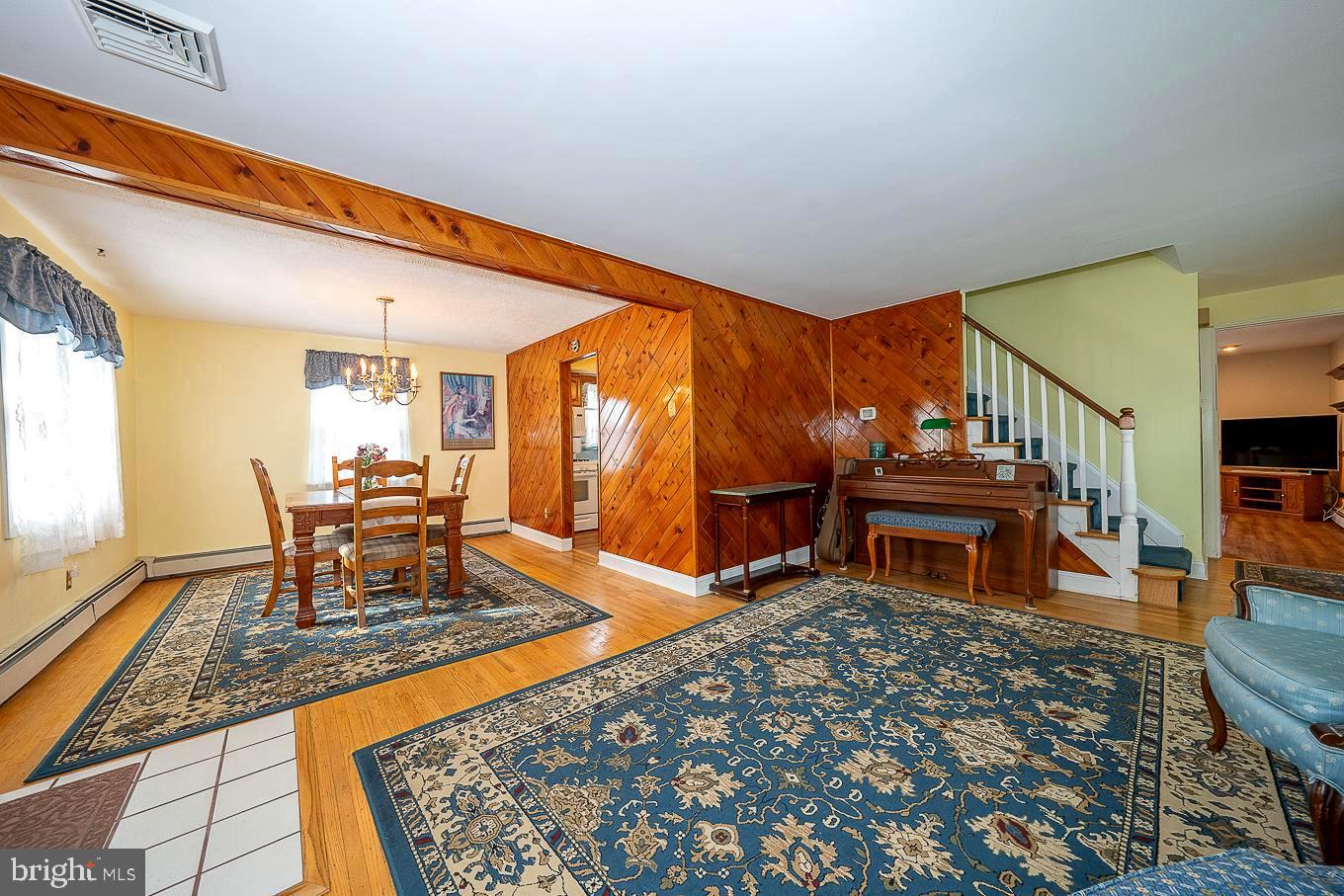 849 Quaint Street Secane, PA 19018 - Photo 6 of 31 Gallery Image 6