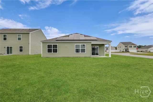 $2,300 | 233 Caribbean Village Drive, Guyton, GA 31312