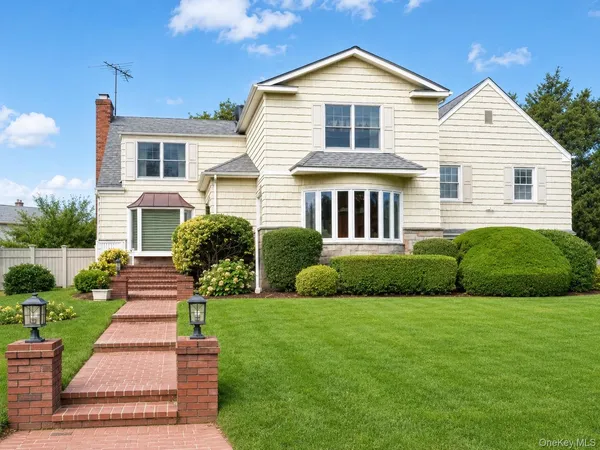 $17,950 | 1304 Harbor Road, Hewlett Harbor, NY 11557