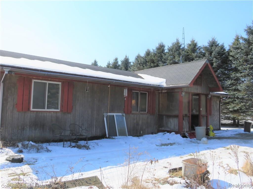 2755 West Miller Road Morrice, MI 48857 - Photo 14 of 15 13 2755 Front angle.JPG