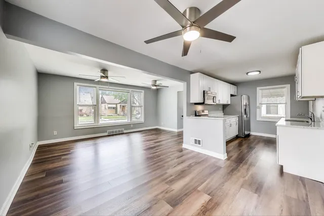 $399,950 | 4118 Prairie Avenue, Brookfield, IL 60513