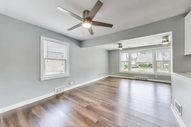 $399,950 | 4118 Prairie Avenue, Brookfield, IL 60513