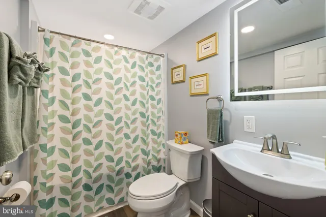 a view of livingroom with furniture and wooden floor