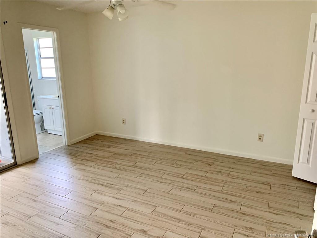 4393 Southeast Village Road Stuart, FL 34997 - Photo 4 of 10 Gallery Image 4