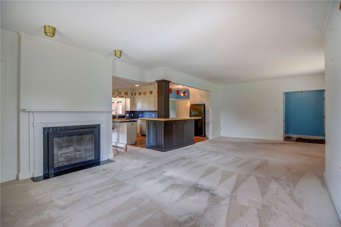 403 South Summit Avenue Decatur, IL 62522 - Photo 5 of 30