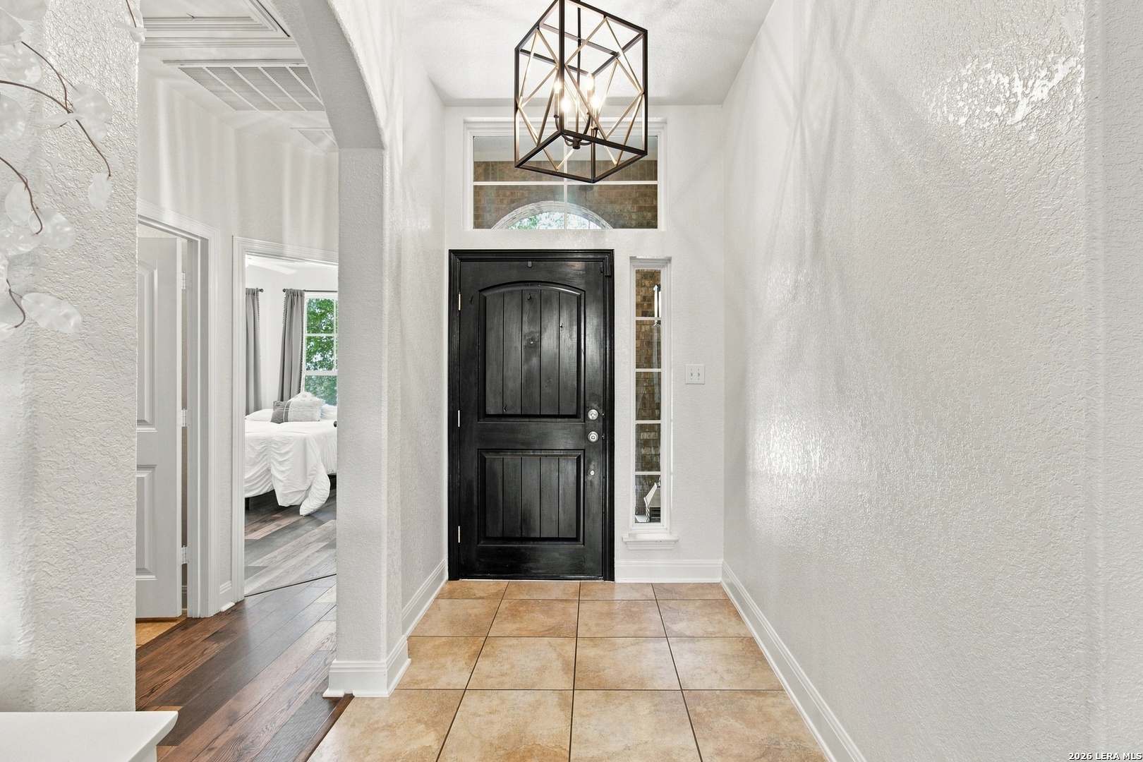 272 Flint Road Cibolo, TX 78108 - Photo 4 of 36 Gallery Image 4