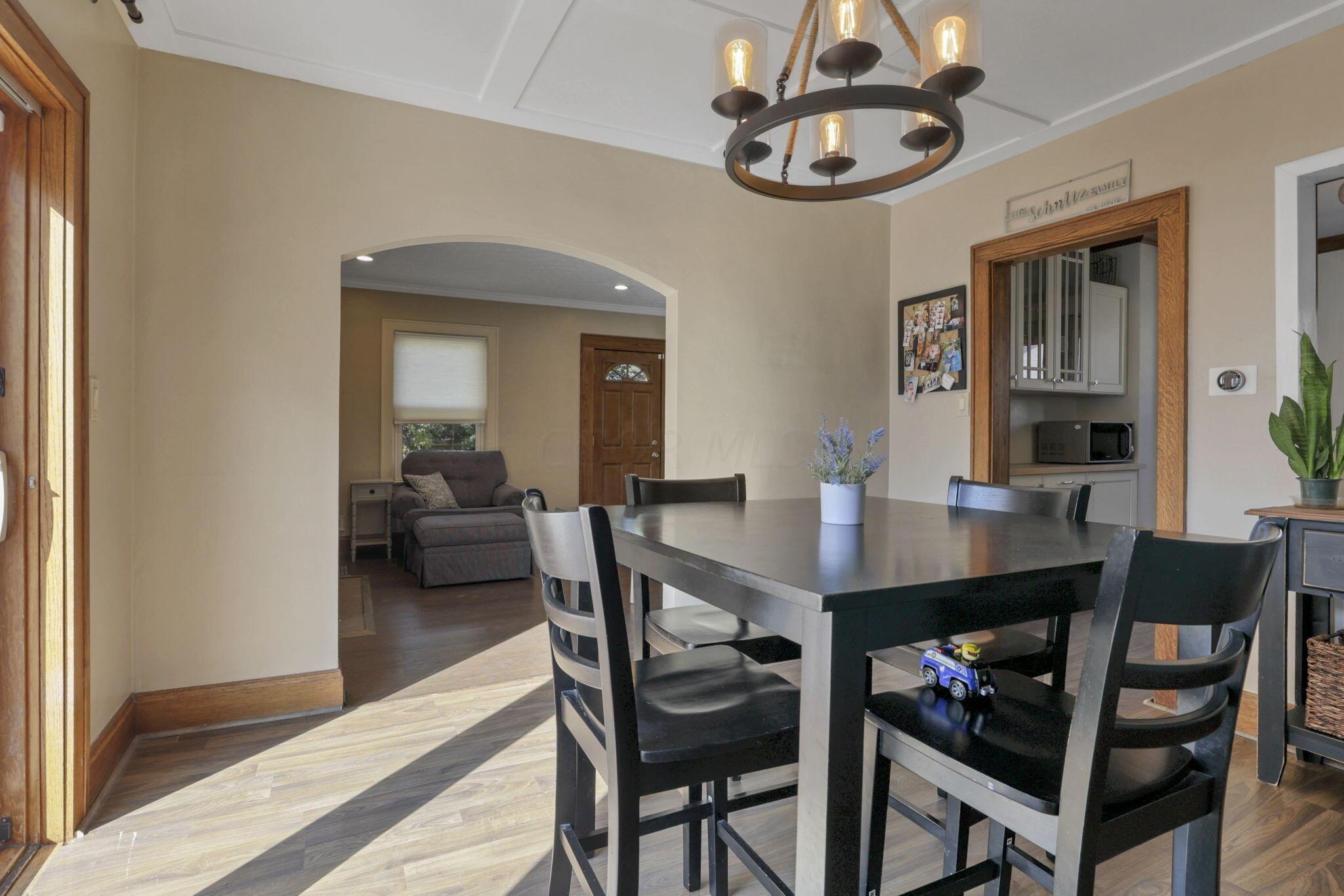 128 James Road Columbus, OH 43230 - Photo 13 of 59 Dining Room