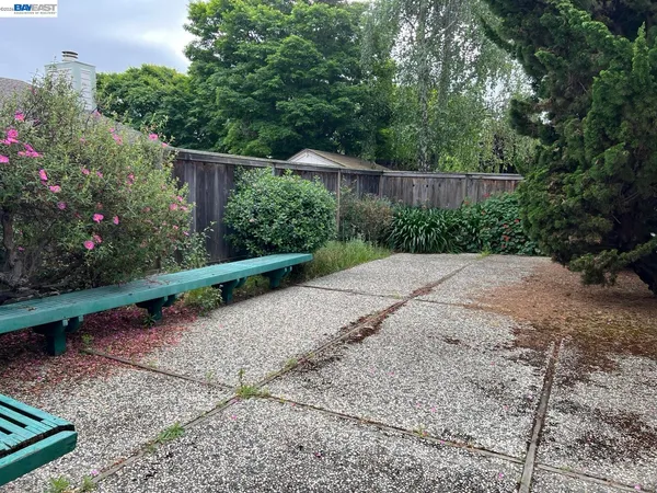 $1,300,000 | 212 Puddingstone Road, Alameda, CA 94502