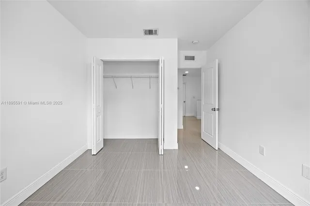 $465,000 | 21416 Northwest 13th Place, Miami Gardens, FL 33169