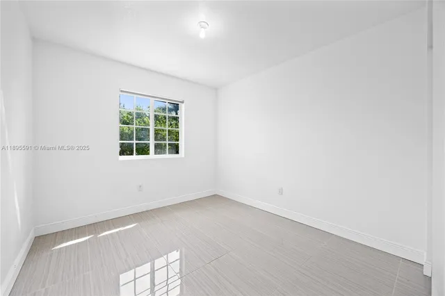 $465,000 | 21416 Northwest 13th Place, Miami Gardens, FL 33169