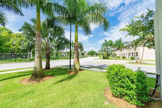 $465,000 | 21416 Northwest 13th Place, Miami Gardens, FL 33169