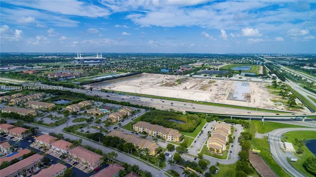 $465,000 | 21416 Northwest 13th Place, Miami Gardens, FL 33169