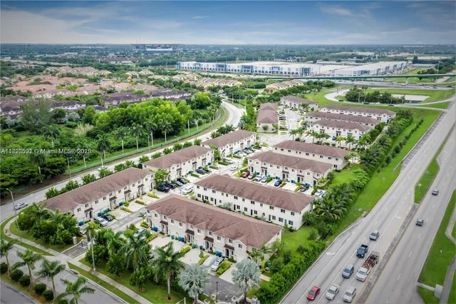 $465,000 | 21416 Northwest 13th Place, Miami Gardens, FL 33169