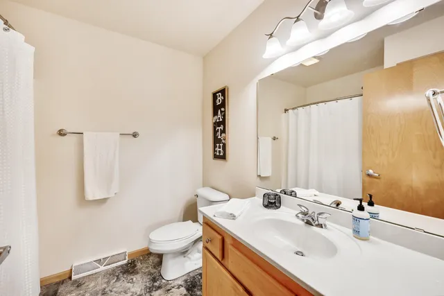 $345,000 | 72 S Gardens, Fitchburg, WI 53711